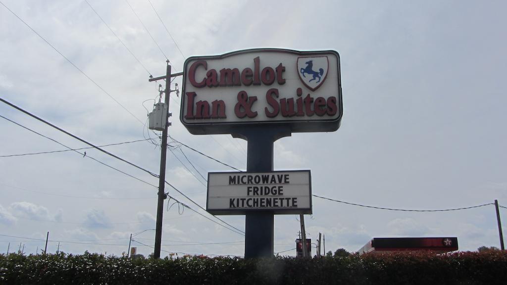 Camelot Inn & Suites Highway 290/Northwest Freeway Jersey Village Exterior photo